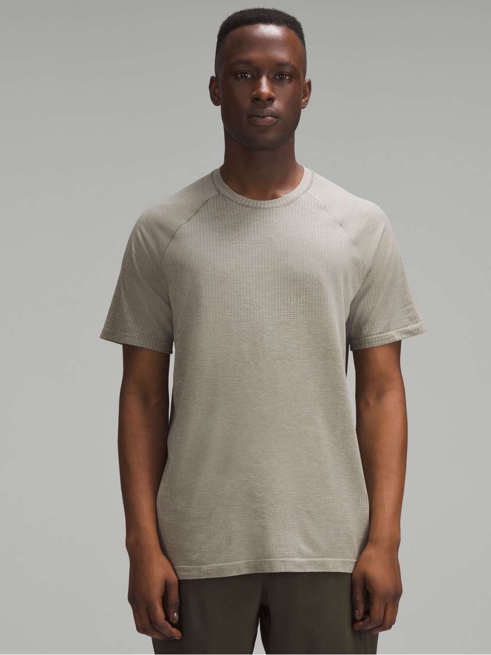 Lululemon Metal Vent Tech Mens Short-Sleeve Shirt Raw Linen / Carbon Dust